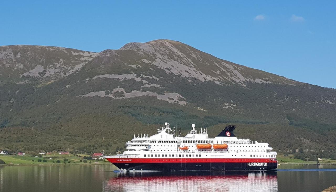 Vila Lykkebo, Skjoldehamnveien 1151, Nygard, Andoy Risoyhamn Exteriér fotografie